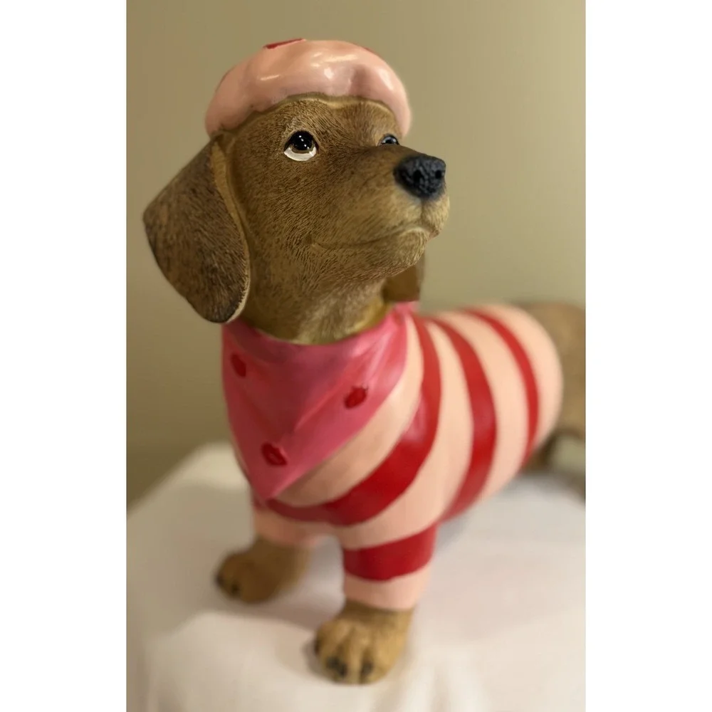 Valentine DACHSHUND Dog DOXIE with‎ BERET Red Pink Striped Shirt Figurine Figure